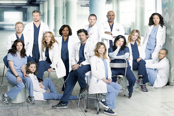 GREY'S ANATOMY - ABC's "Grey's Anatomy" stars Chyler Leigh as Lexie Grey, Kevin McKidd as Owen Hunt, Sarah Drew as April Kepner, Eric Dane as Mark Sloan, Kim Raver as Teddy Altman, Chandra Wilson as Miranda Bailey, Patrick Dempsey as Derek Shepherd, Justin Chambers as Alex Karev, Ellen Pompeo as Meredith Grey, James Pickens, Jr. as Richard Webber, Sara Ramirez as Callie Torres, Jessica Capshaw as Arizona Robbins, Sandra Oh as Cristina Yang and Jesse Williams as Jackson Avery. (ABC/BOB D'AMICO)