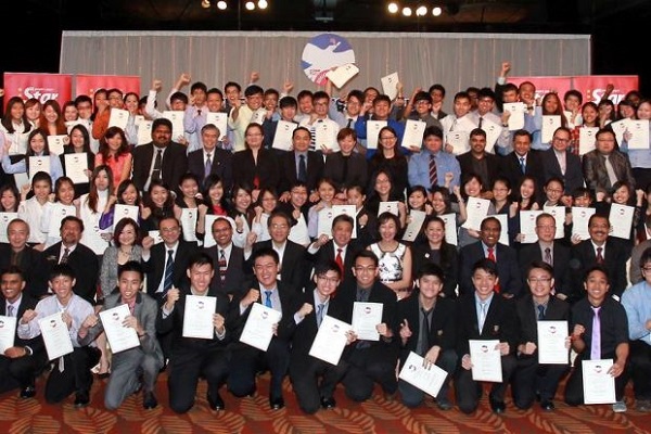 The star, Senarai biasiswa untuk pengajian pra-universiti 2016